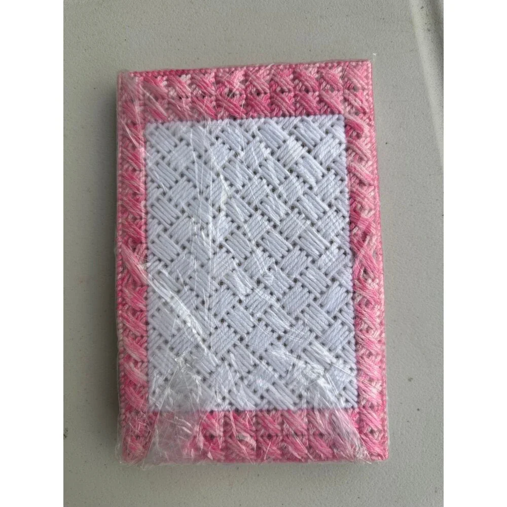 NWOT Handmade Handcrafted Plastic Canvas Needlepoint Embroidery Turtle Notepad